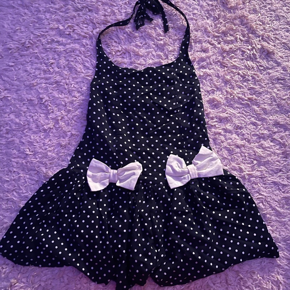 Super cute Polka Dot romper size medium